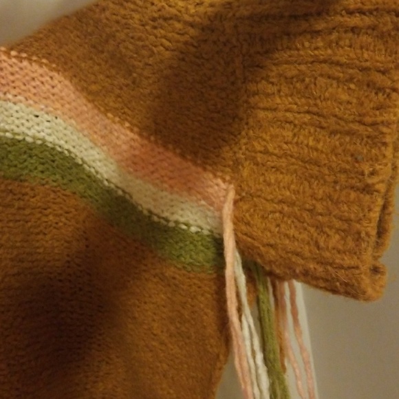 Y2K BOHO pancho - Picture 2 of 4